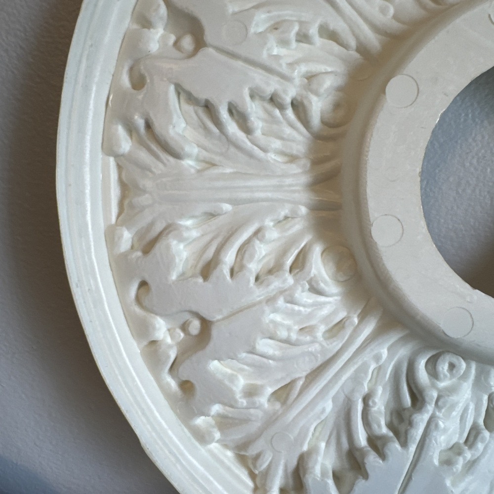 15.50" Ceiling Medallion Round Molded Plastic Vintage - Picture 12 of 15